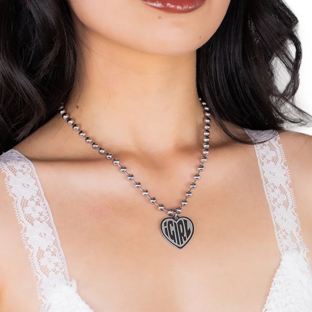 iGirl pendant